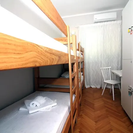 Hostel Marko Tisno