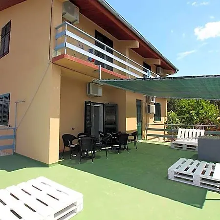 Hostel Marko Tisno